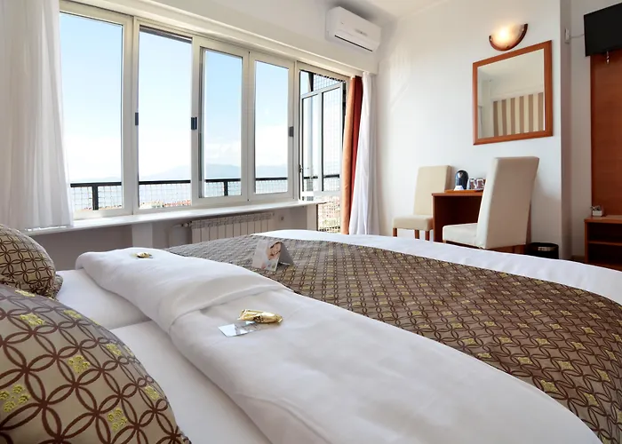 Hotel Neboder