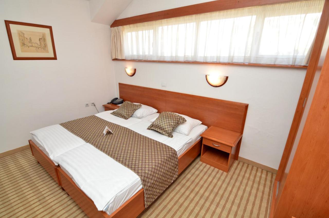 Neboder Hotel