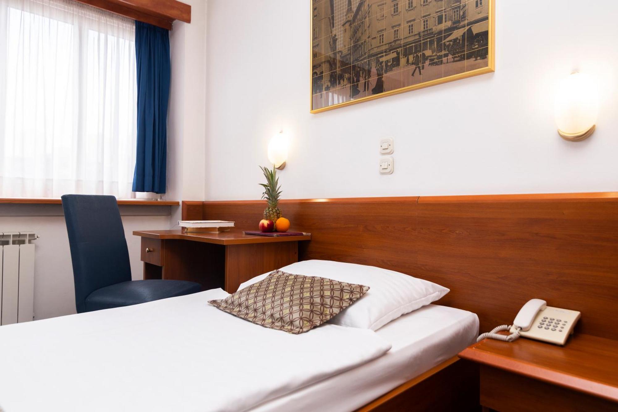 Neboder Hotel