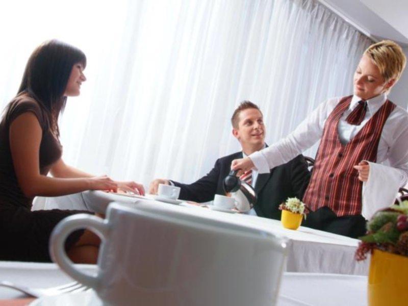 Hotel Neboder 3*